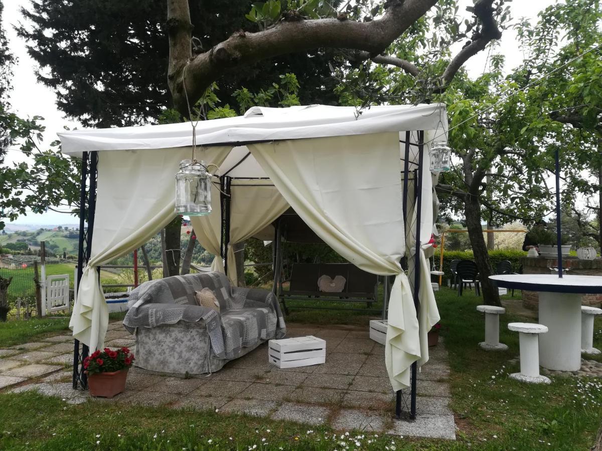 Bed and Breakfast Il Melo Rosa San Costanzo Zewnętrze zdjęcie