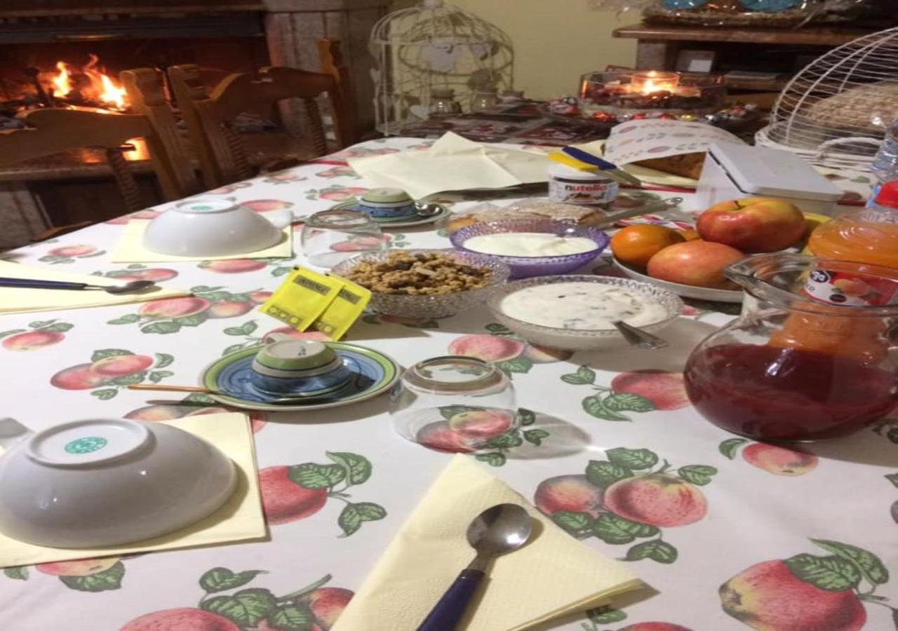 Bed and Breakfast Il Melo Rosa San Costanzo Zewnętrze zdjęcie